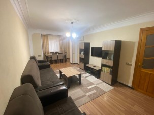 İnşaatcılar m., Satılır 2 otaqlı mənzil, 45 m²