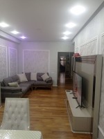 Nəriman Nərimanov m., Satılır 3 otaqlı mənzil, 100 m²
