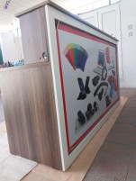 Mağaza üçün satış masası
