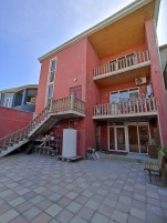 Qaraçuxur, Satılır Həyət evi, 10 otaqlı, 300 m²