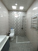 Qaraçuxur, Satılır Həyət evi, 10 otaqlı, 300 m²