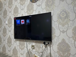 Samsung TV, 60" (152.4)